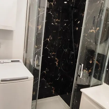 Apartment L3 *
